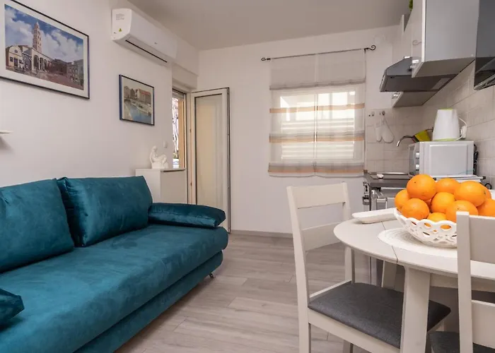 Fiorella Appartement *